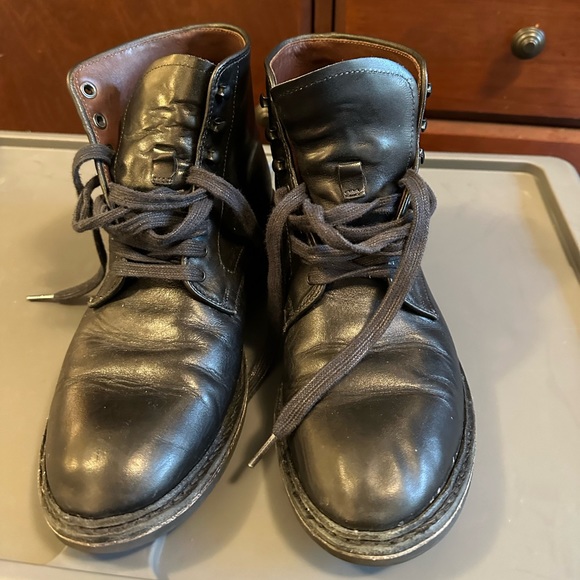 Black size 8 1/2 Allen Edmond boots - Picture 1 of 7